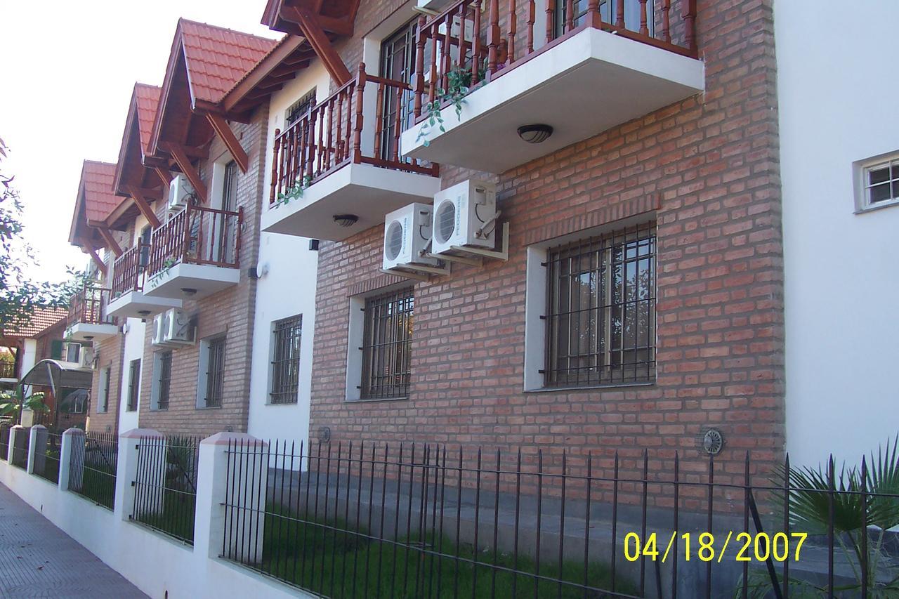 Apart hotel piscu yaco Villa de Merlo Bagian luar foto