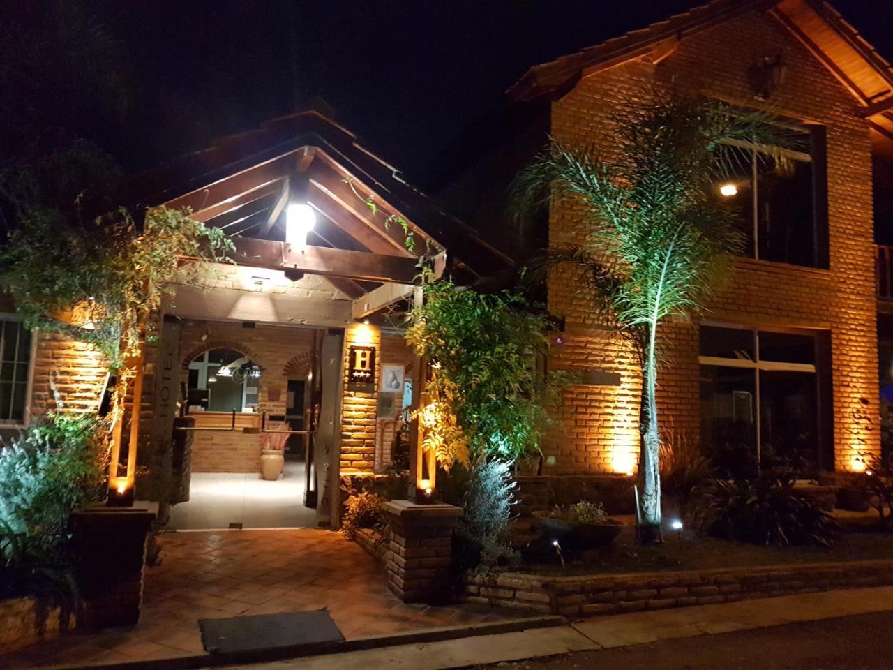 Apart hotel piscu yaco Villa de Merlo Bagian luar foto